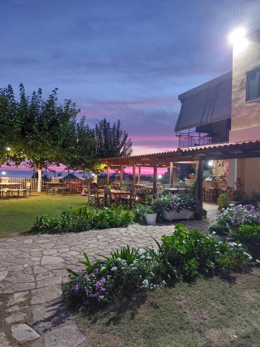 Hotel Agrotourism Himara Exterior foto