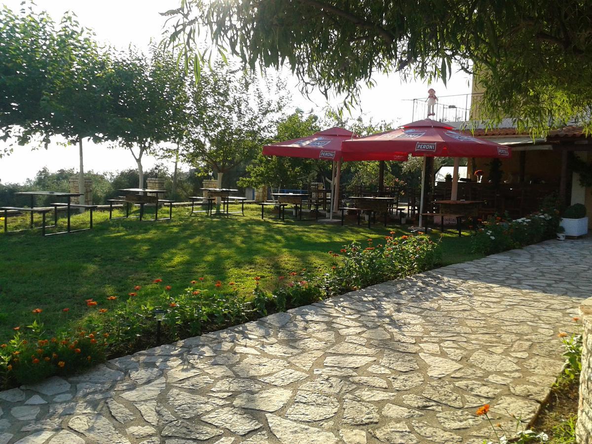 Hotel Agrotourism Himara Exterior foto